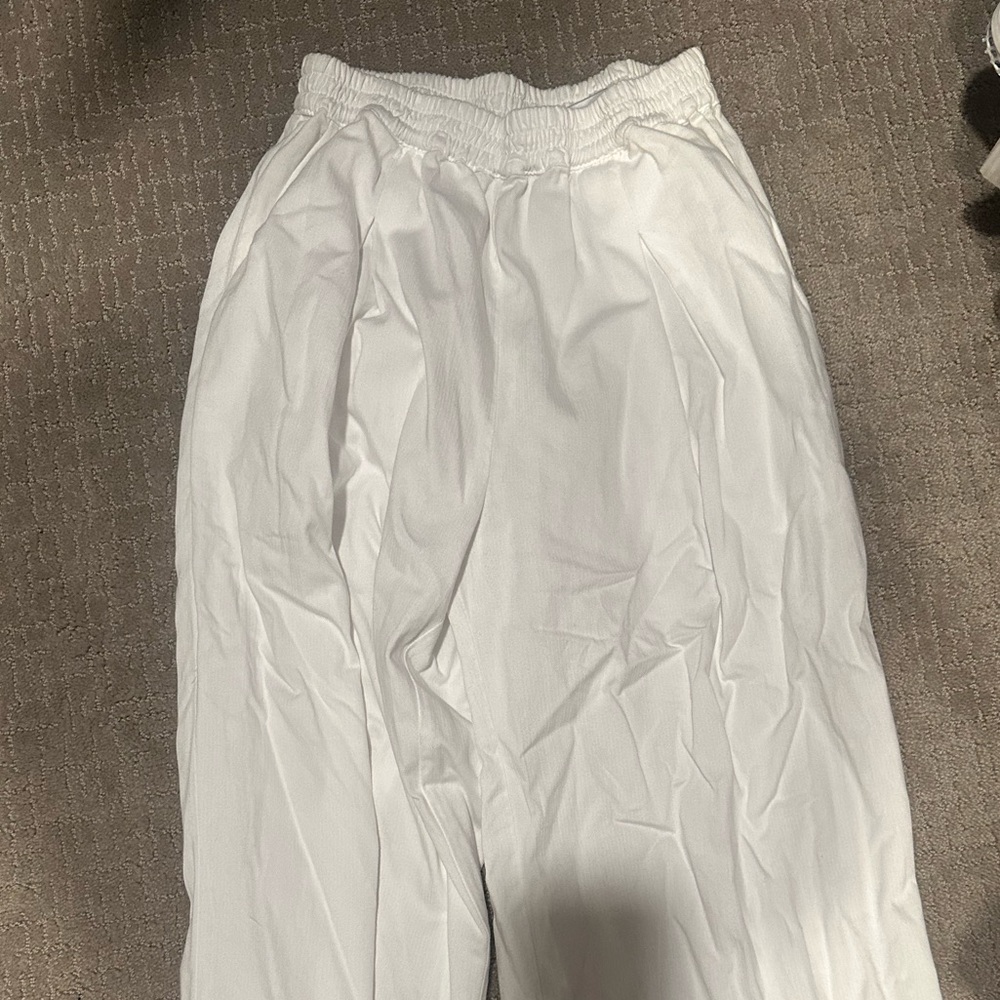 Sundry linen white pants